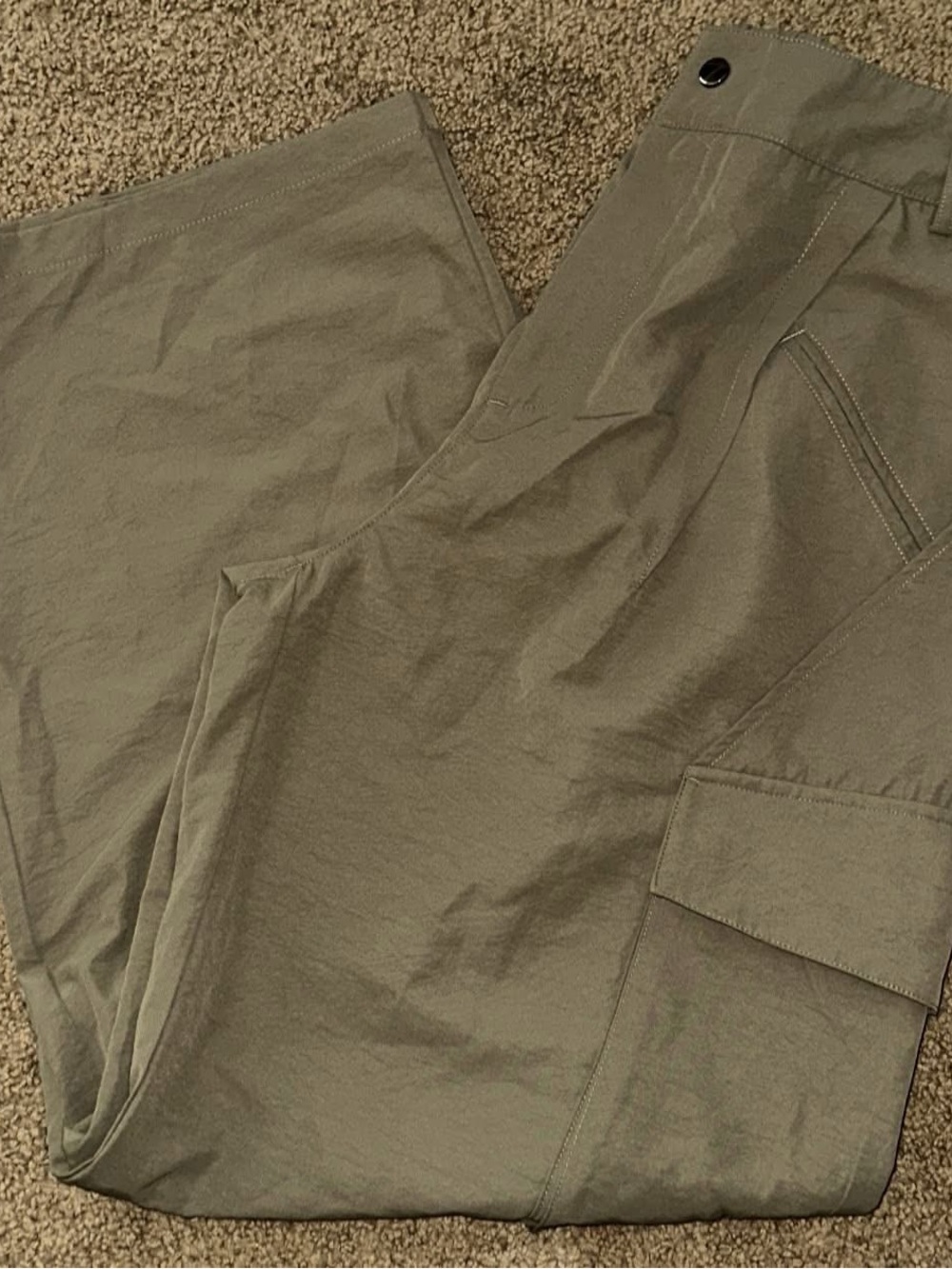 HALARA Wide Leg Cargo Pants - Olive Green (medium)